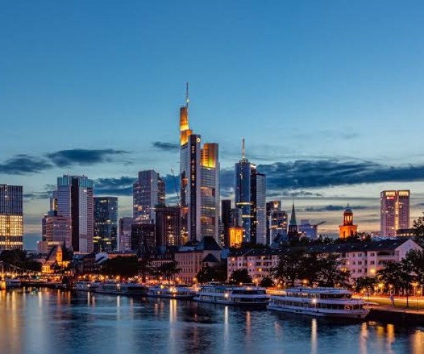 Almanya – Frankfurt